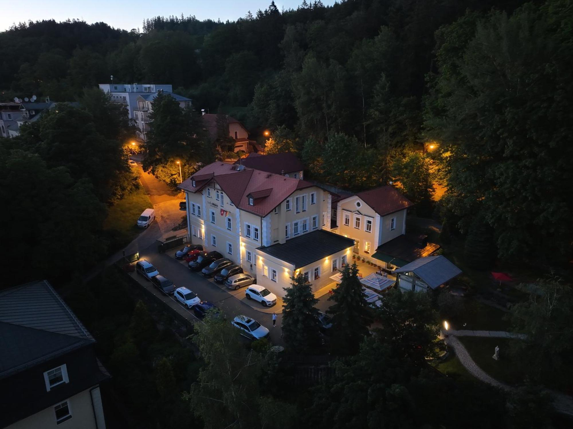 Boutique Hotel Swisshouse Mariënbad Buitenkant foto