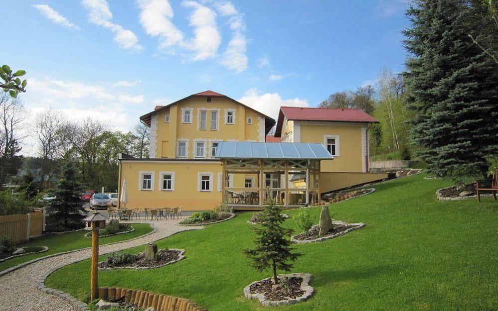 Boutique Hotel Swisshouse Mariënbad Buitenkant foto